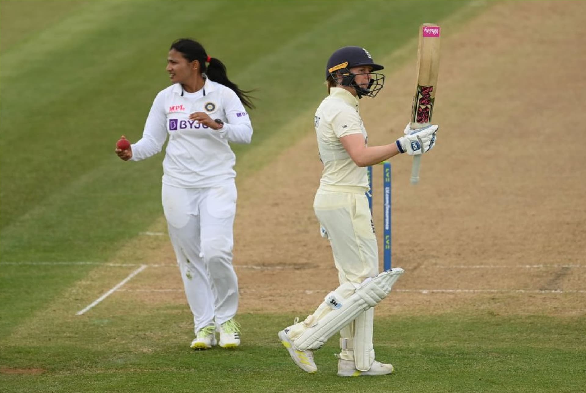 India Women vs England Women 2021 : भारत के खिलाफ इंग्लैंड मजबूत स्थिति में, कप्तान नर्वस नाइंटी की शिकार