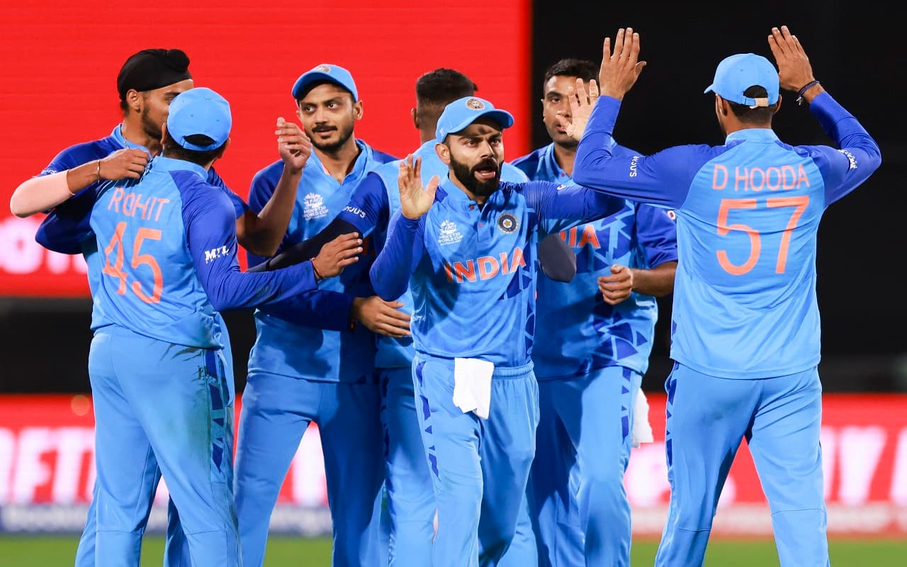 T20 World Cup Points Table: पाकिस्तान की जीत के बाद बदला अंक तालिका का गणित, टीम इंडिया अब भी टॉप पर