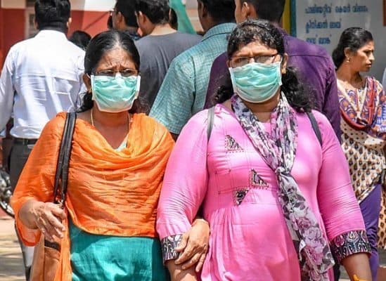 Coronavirus In India: 70 लाख के पार हुई कोरोना संक्रमितों की संख्या, 24 घंटे में मिले 74,383 नये मामले