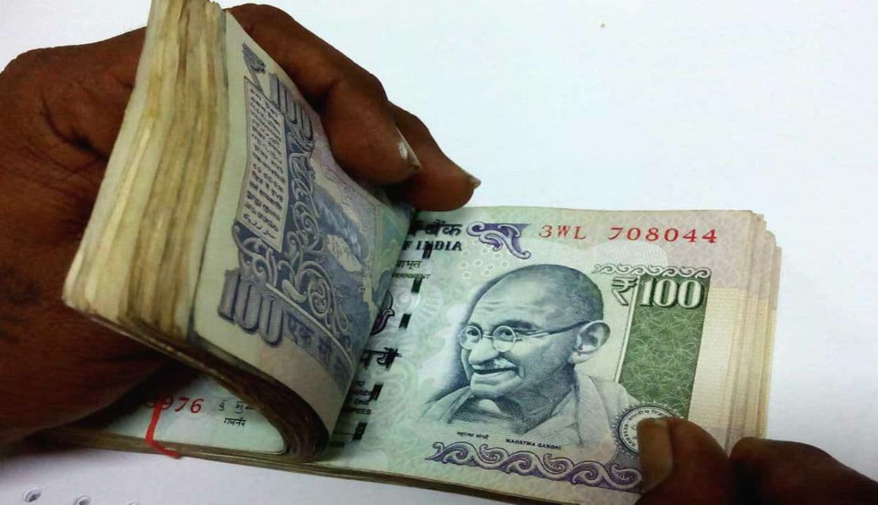 FD Interest Rate: किस बैंक में फिक्स्ड डिपॉजिट करने पर होगा सबसे ज्यादा फायदा, यहां देखें ब्याज दरें