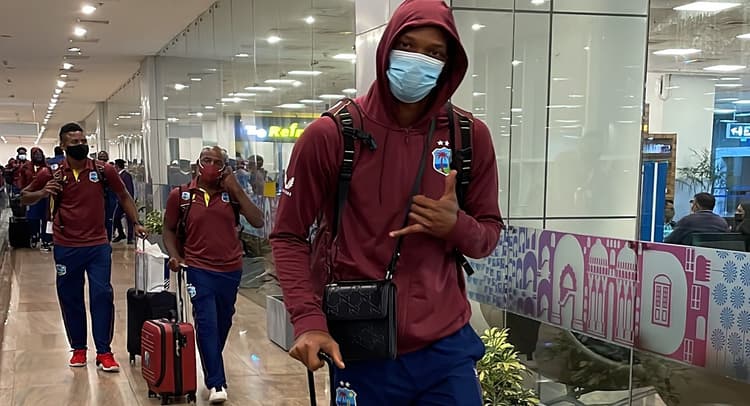 India vs West Indies: भारत और वेस्टइंडीज की टीमें वनडे सीरीज के लिए पहुंची अहमदाबाद, 6 को पहली भिड़ंत
