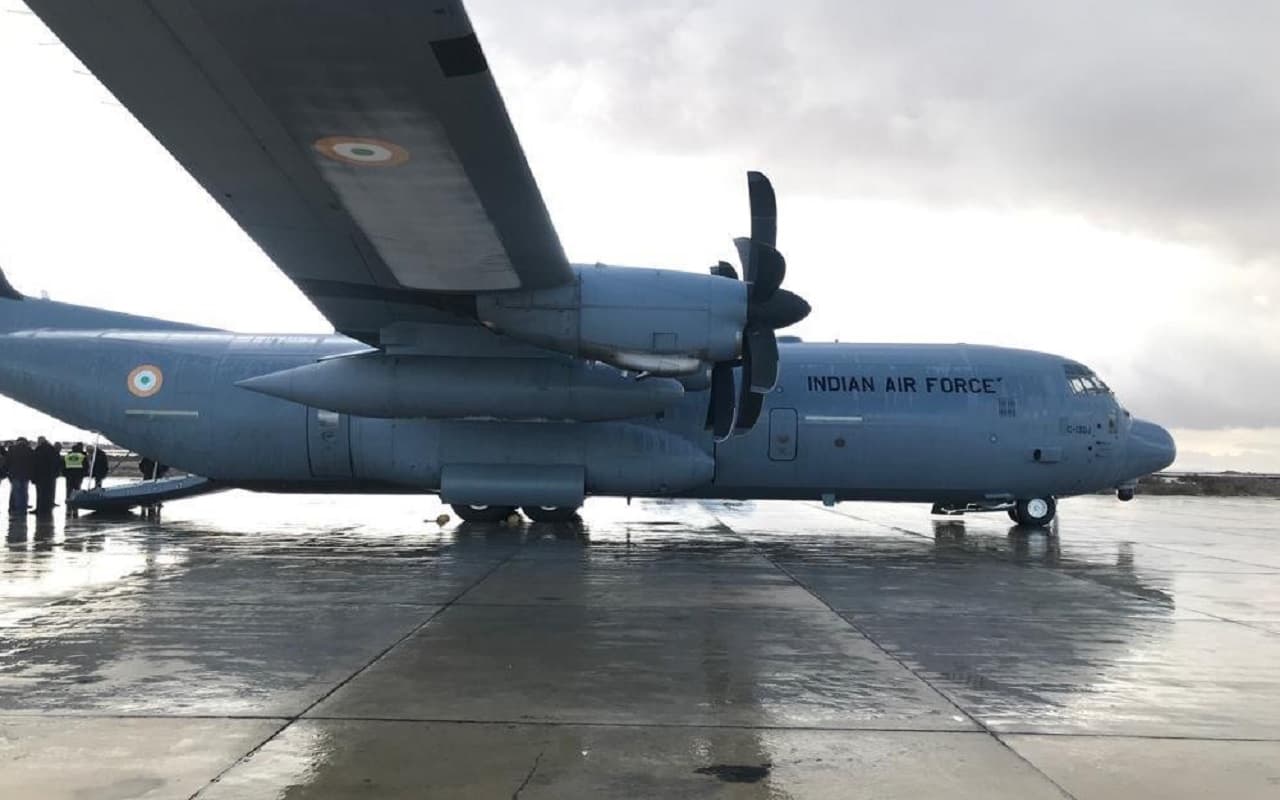 Operation Dost: भूकंप प्रभावित तुर्की और सीरिया की मदद से लिए आगे आया भारत, 6 टन से अधिक राहत सामग्री सौंपी