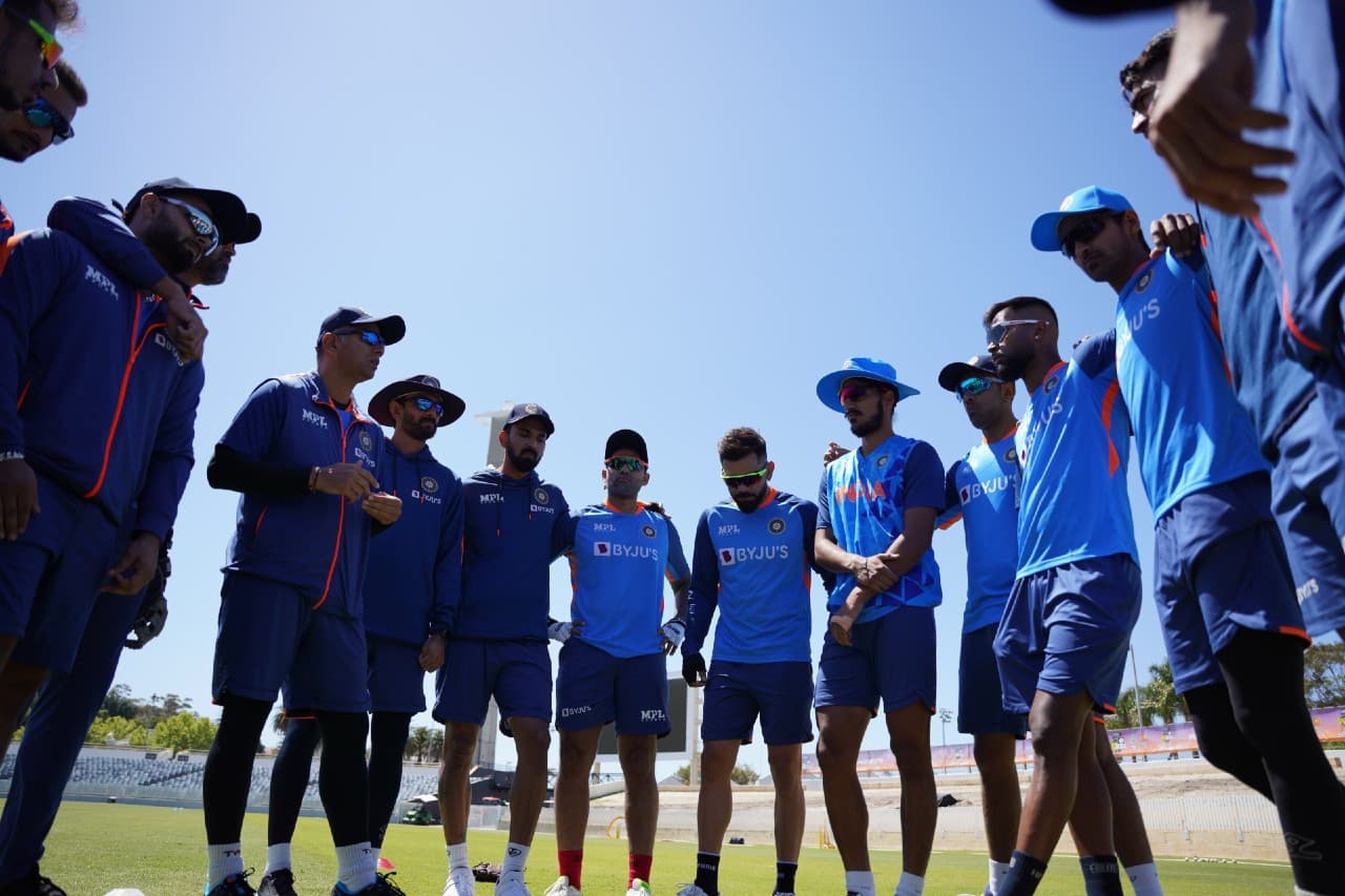 T20 World Cup: इंडिया की अनुभवी और युवा ब्रिगेड टी 20 वर्ल्ड कप में दमदार प्रदर्शन करने के लिए तैयार T20 World Cup: इंडिया की अनुभवी और युवा ब्रिगेड टी 20 वर्ल्ड कप में दमदार प्रदर्शन करने के लिए तैयार