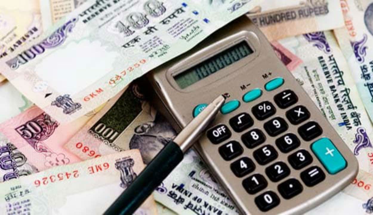 Aadhaar को पैन से लिंक कराने से लेकर जल्दी कर लें ITR दाखिल, 30 जून को खत्म हो जाएगी इन 13 स्कीम्स की डेडलाइन