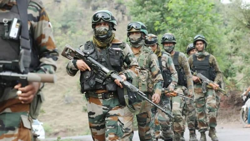 LAC Standoff : एलएसी पर भारत बढ़ा रहा है अपनी ताकत, चीन को चुनौती देने की है तैयारी