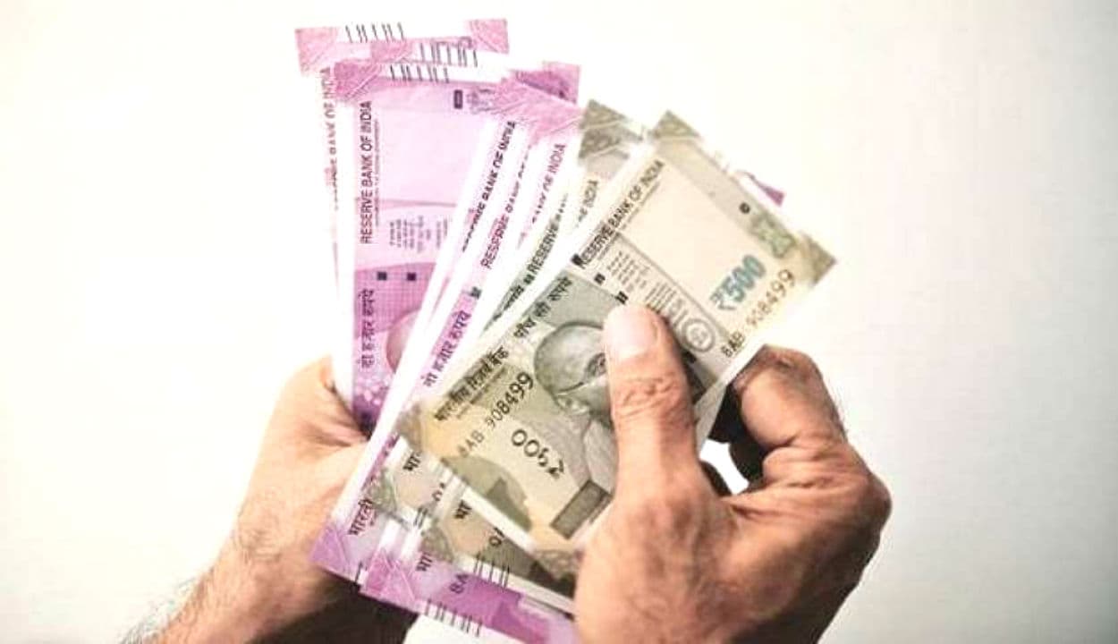 SBI Loan: पाना चाहते हैं सस्ता लोन? इस नंबर पर करें मिस्ड कॉल, जानिए योजना से जुड़ी सारी बातें