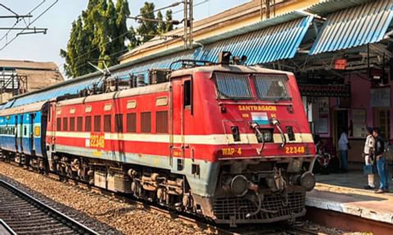 Indian Rail : बरेली से लालकुआं, कासगंज और पीलीभीत के बीच आज चलेगी उर्स स्पेशल ट्रेन, जानें स्टॉपेज...