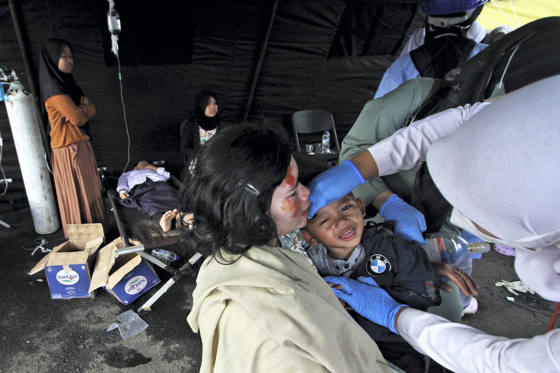 Indonesia Earthquake: इंडोनेशिया के जावा में भूकंप से 162 की मौत, मरने वाले ज्यादातर बच्चे, लगे 25 झटके