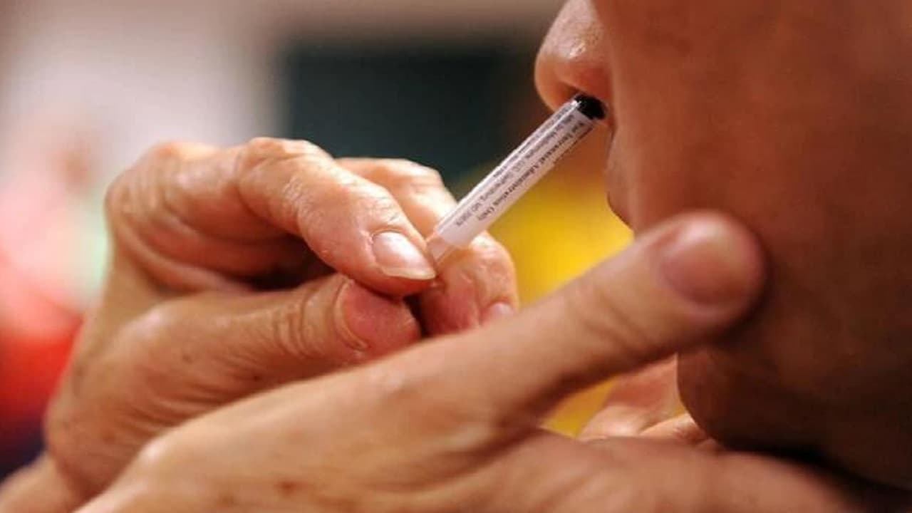 Nasal Corona Vaccine: कोरोना के खिलाफ जंग में मिली बड़ी कामयाबी, भारत की पहली नेजल वैक्सीन का ट्रायल पूरा