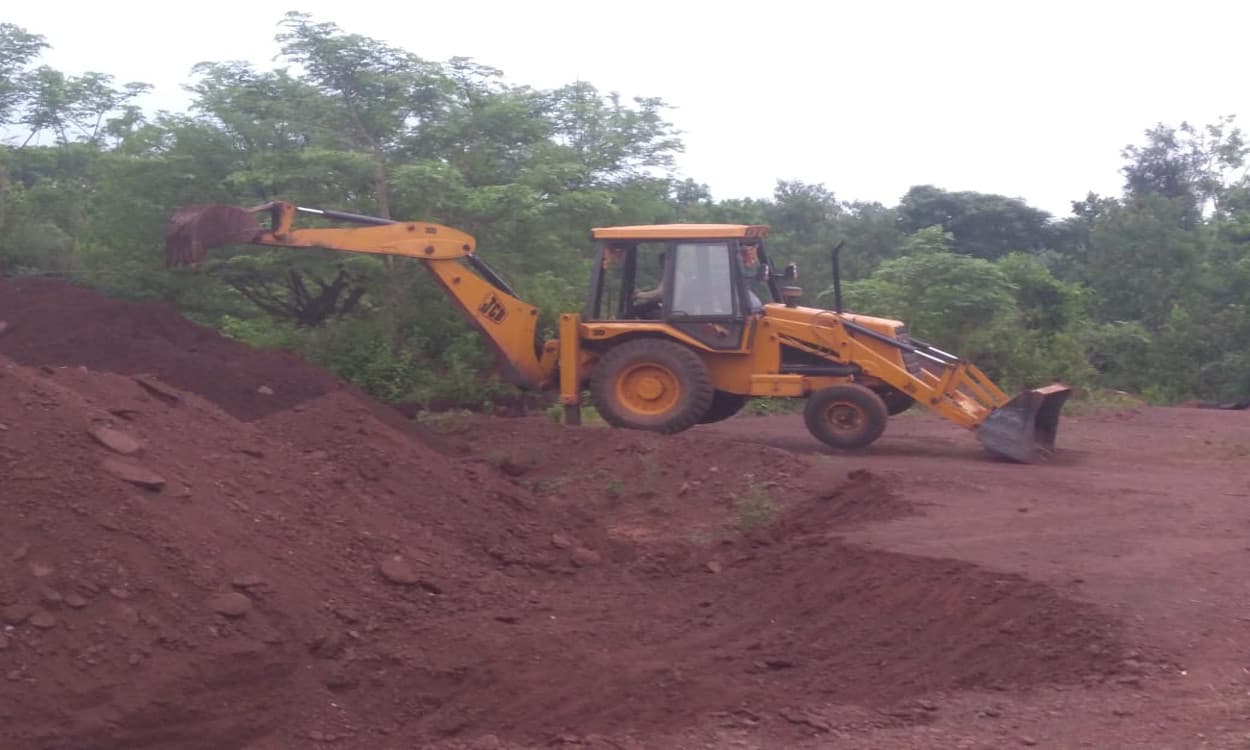 किरीबुरू एसडीपीओ को मिला धमकी भरा मैसेज, पुलिस प्रशासन व खनन विभाग की दबिश से बौखलाये लौह अयस्क माफिया