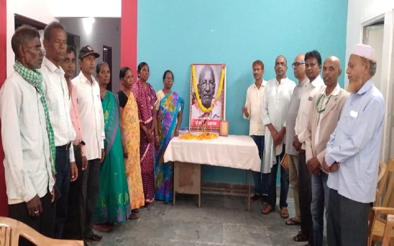 Jharkhand News : आंदोलनकारी ईश्वरी प्रसाद को झारखंड जन संस्कृति मंच ने दी श्रद्धांजलि, ऐसे किया याद