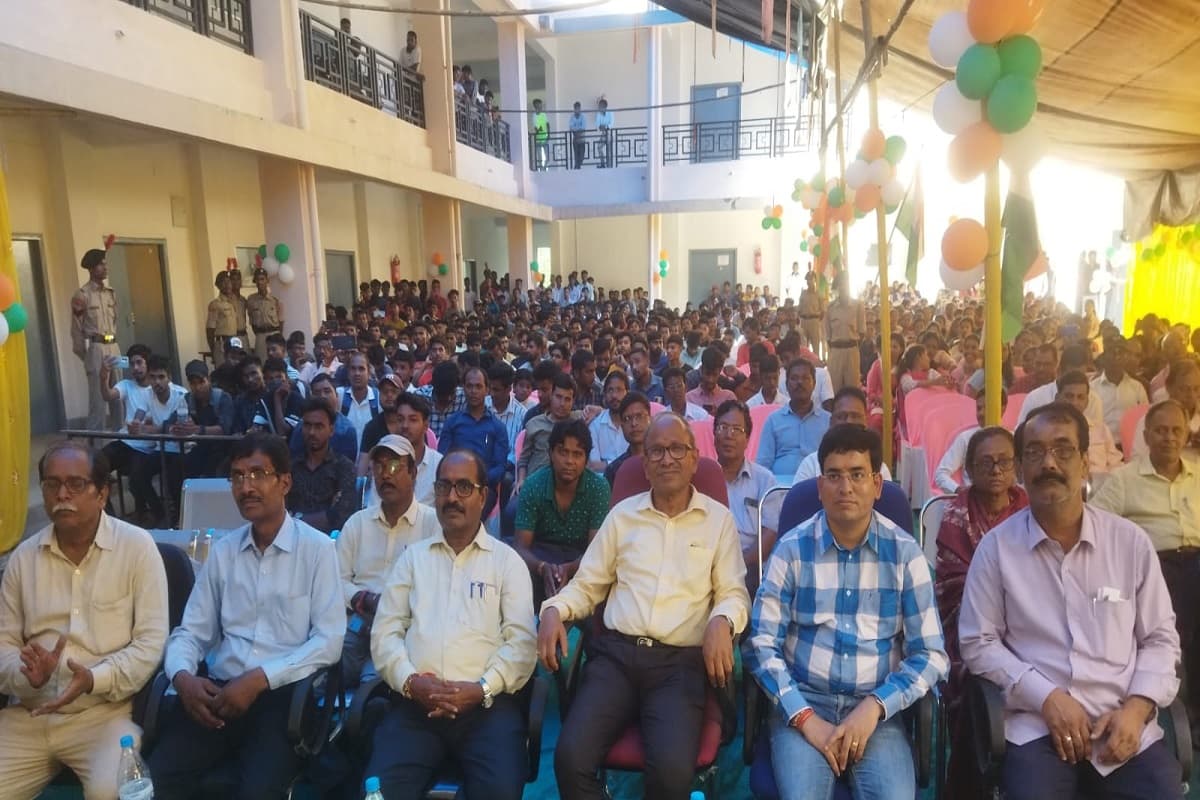 Azadi ka Amrit Mahotsav : JAC अध्यक्ष डॉ अनिल कुमार महतो बोले, शिक्षा से ही झारखंड का होगा विकास