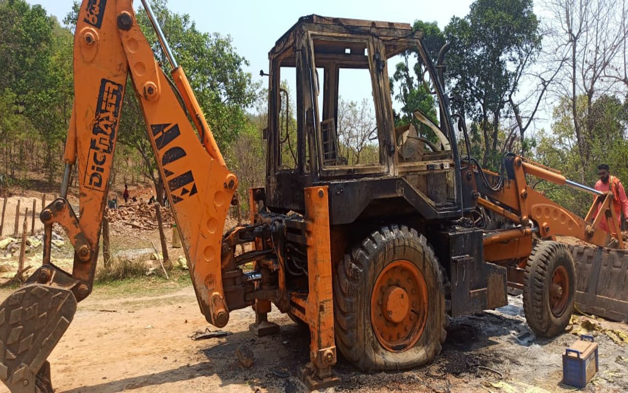 झारखंड : मनरेगा में JCB से काम हुआ तो वसूली जायेगी योजना राशि, नावाडीह में रोजगार सेवकों और मुखियाओं को हिदायत