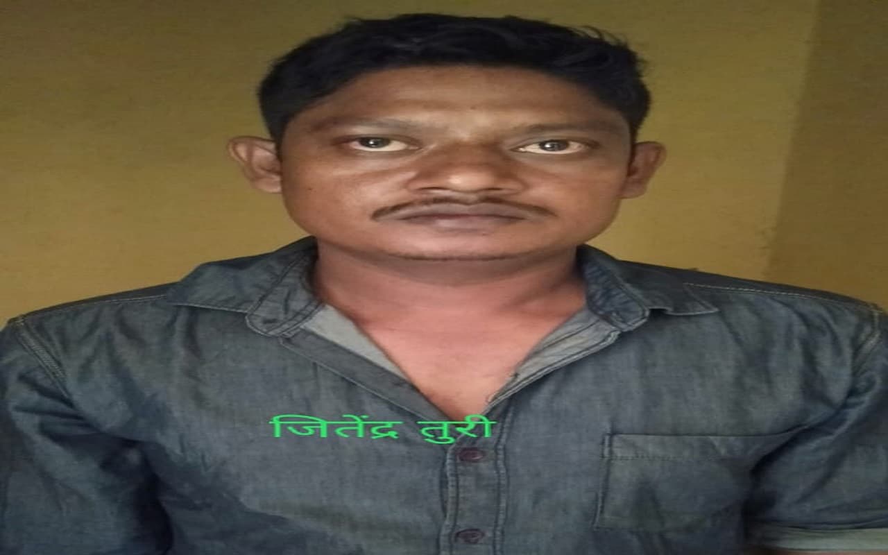 झारखंड: छत पर सो रहे युवक की आपसी रंजिश में हत्या, एक आरोपी गिरफ्तार