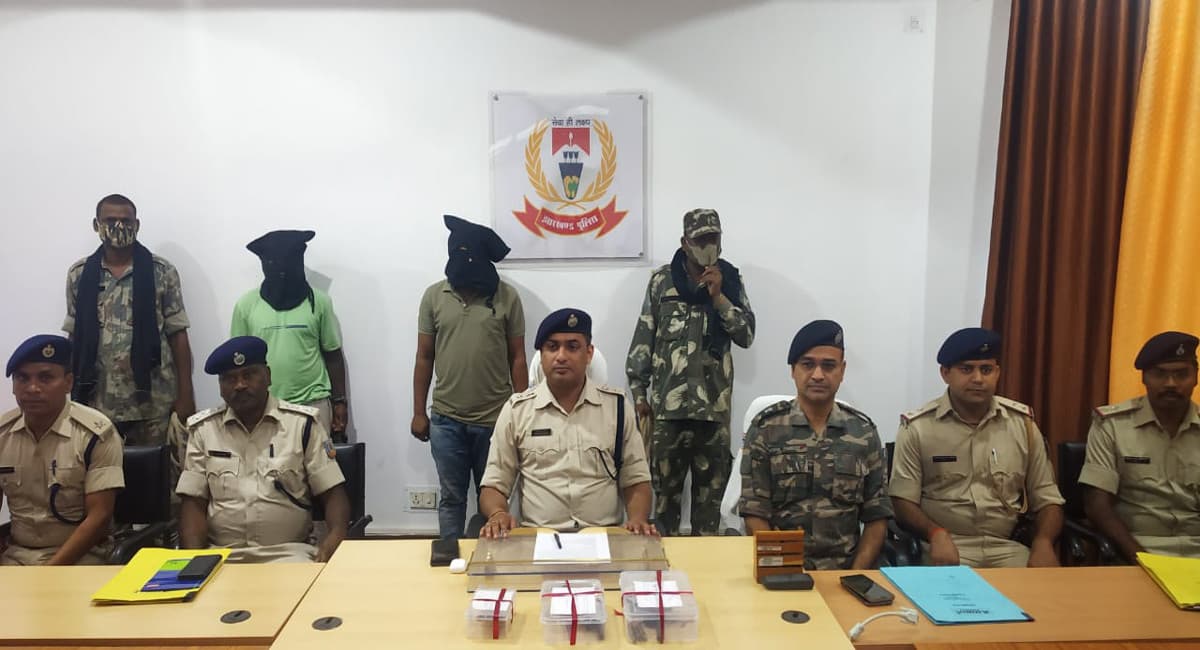 Jharkhand Naxal News: नक्सली संगठन JJMP के खिलाफ झारखंड पुलिस ने कसा शिकंजा, फिर 2 नक्सली गिरफ्तार