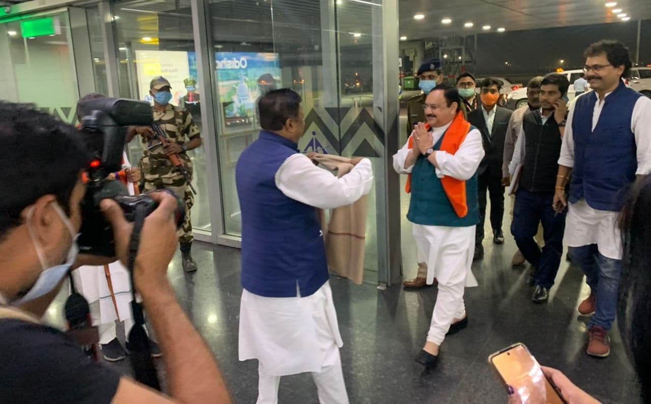 Bengal Chunav 2021 News: बैरकपुर में BJP कार्यकर्ताओं पर लाठीचार्ज के बाद जेपी नड्डा के परिवर्तन यात्रा को पुलिस ने किया रद्द