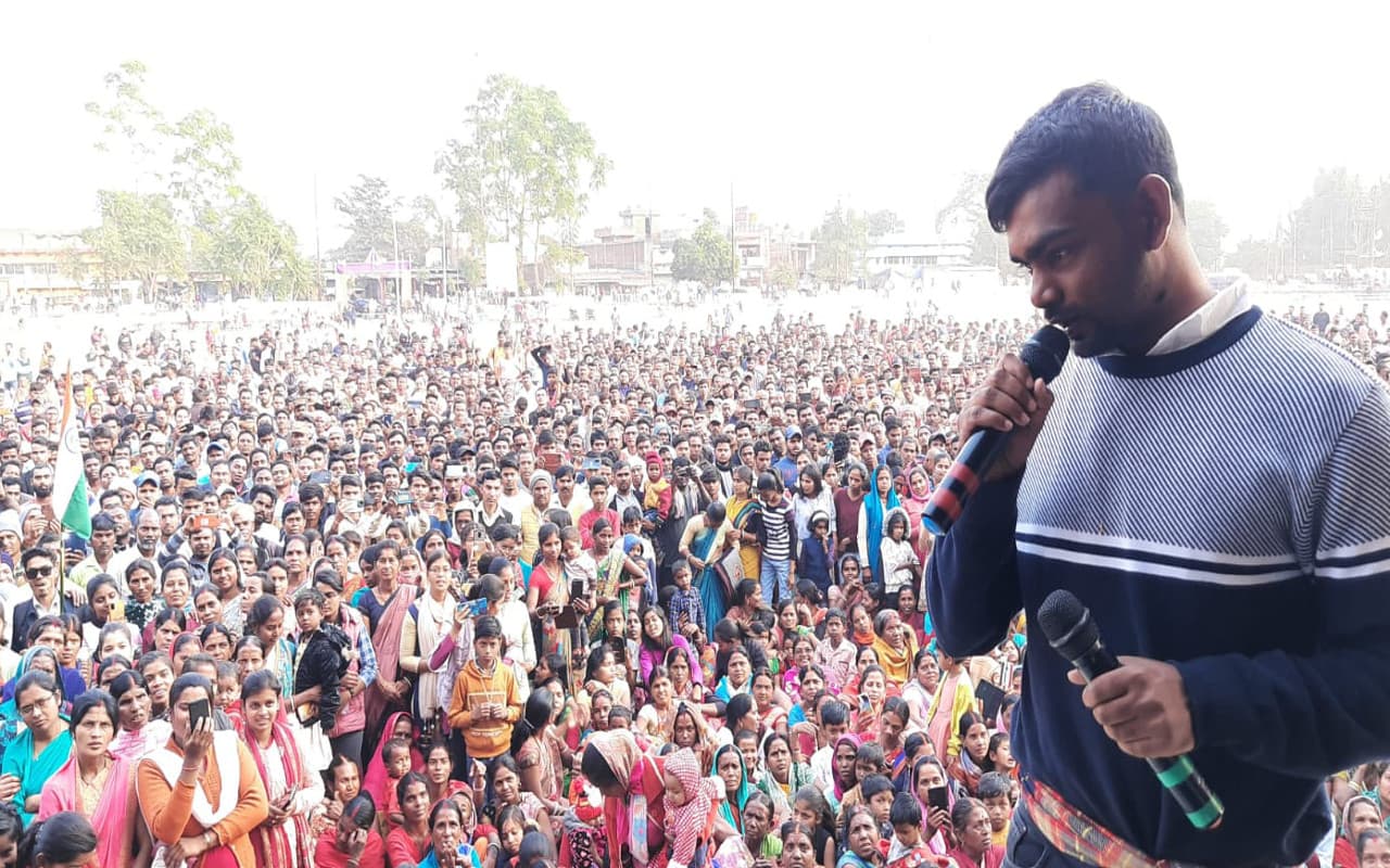 Jharkhand News: रामगढ़ में गरजे जयराम महतो, लोगों से कहा- जरूरत पड़ी तो किडनी बेच देना, लेकिन जमीन नहीं
