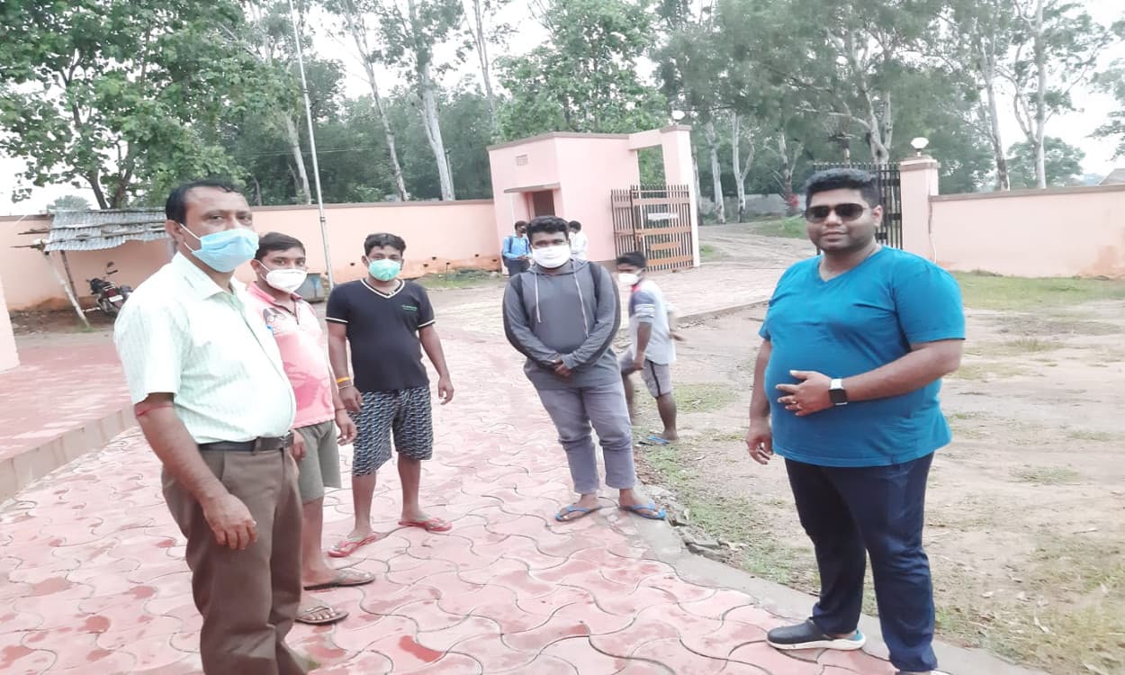 जवान सहित 7 कोरोना संक्रमित मिले, 1 व्यक्ति के ठीक होने पर सम्मानपूर्वक दी गयी विदाई