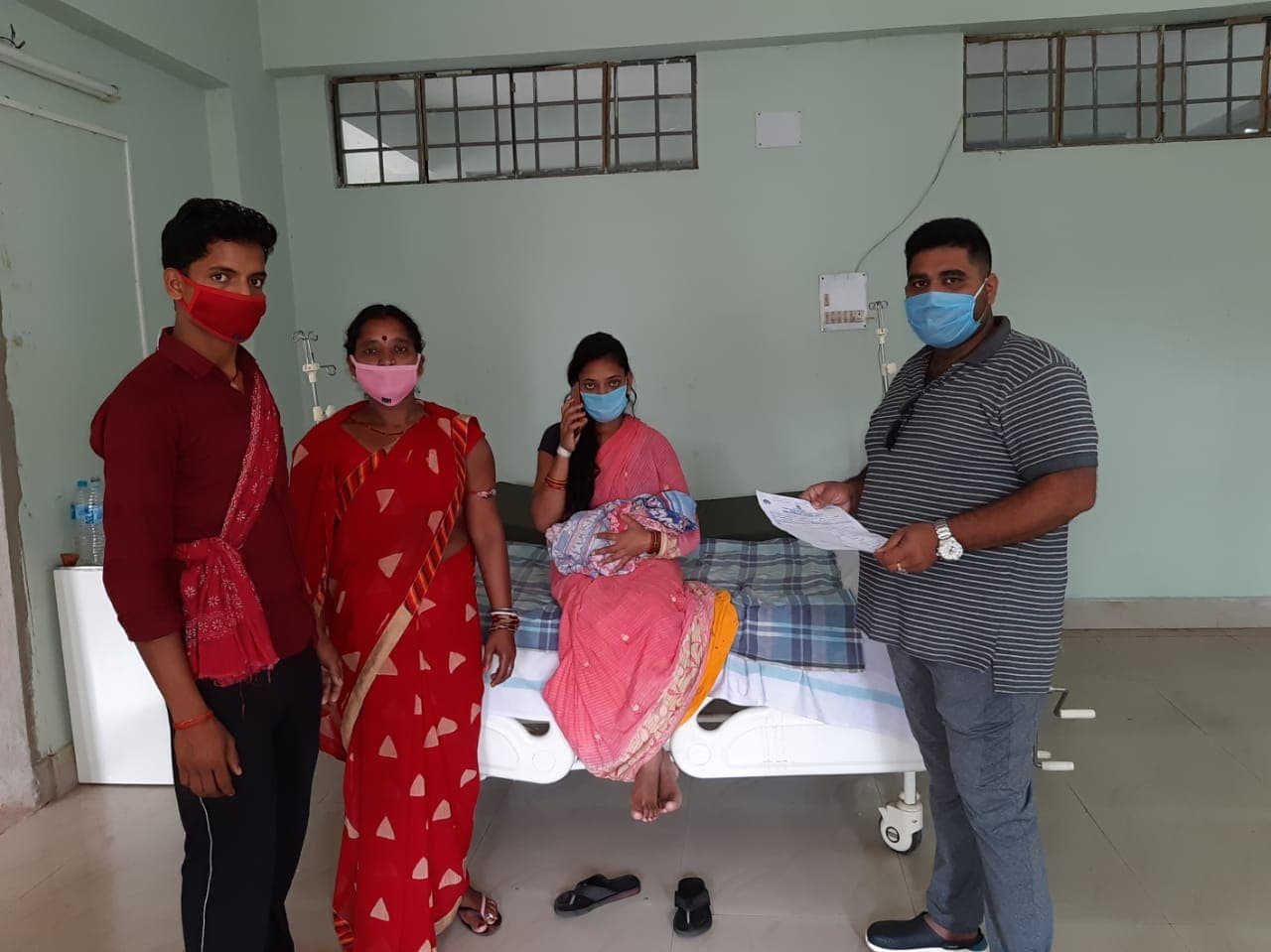 5 दिन बाद नवजात को नसीब हुई मां की गोद