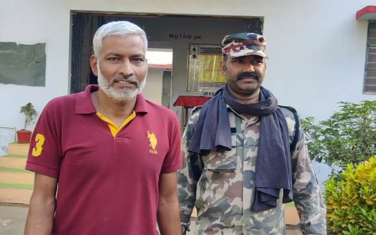 दुमका की एक विवाहिता दिल्ली के कोठे में बिकी, जनसेवक ने खोले राज, छुड‍़ाने के लिए मांगे डेढ़ लाख रुपये