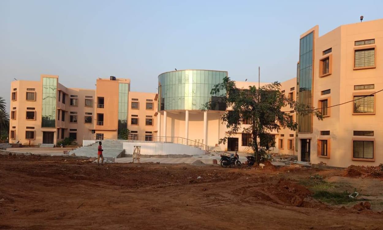 संताल परगना में करीब 250 करोड़ से तैयार हो रहे 17 नये शिक्षण संस्थान, दाखिला ले चुके छात्रों को अब है पढ़ाई का इंतजार