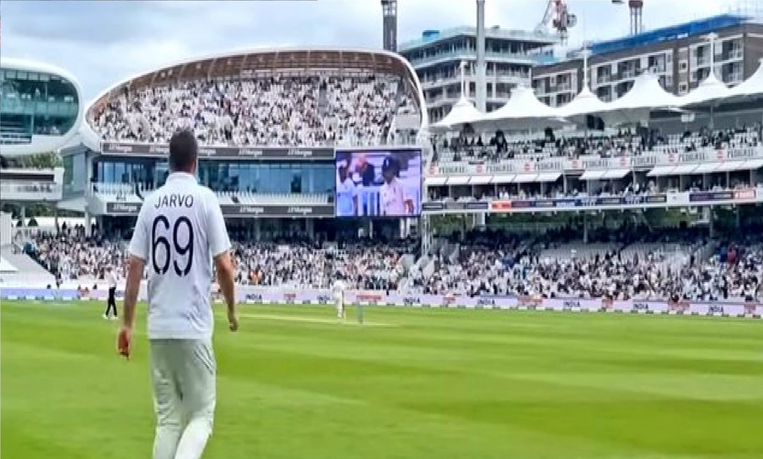 IND vs ENG : ‘जार्वो 69' पर लगेगा आजीवन प्रतिबंध, देना होगा भारी जुर्माना