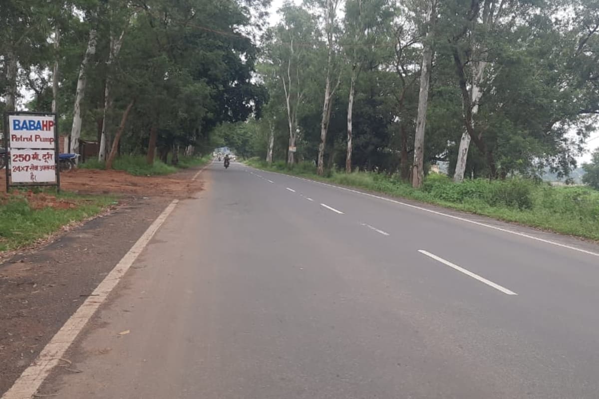 देवघर: चौपामोड़-हंसडीहा सड़क बनेगी फोरलेन, 150 फीट होगी चौड़ी, डीपीआर बनाने का काम शुरू