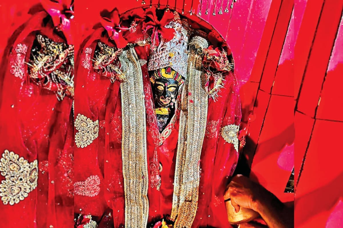 झारखंड : कोख व कुल की रक्षा करती हैं मां कुलेश्वरी, बच्चे की तिरछी आंख भी कर देती हैं ठीक