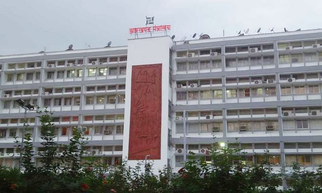 Jharkhand News: झारखंड में 28 CDPO का प्रमोशन के साथ हुआ ट्रांसफर- पोस्टिंग, पढ़ें पूरी लिस्ट