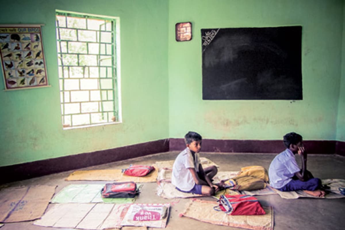 School Reopen : बिहार में स्कूल खोलने से पहले शिक्षा विभाग का बड़ा फैसला ! अब इस काम के लिए 75% हाजिरी की शर्त खत्म