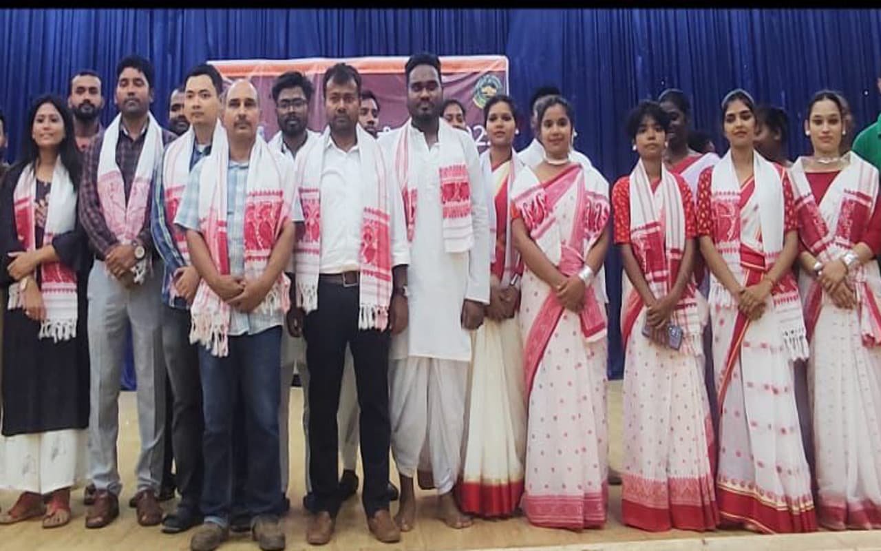 World Indigenous Day 2022: झारखंड सेंट्रल यूनिवर्सिटी में दिखी आदिवासी संस्कृति की झलक