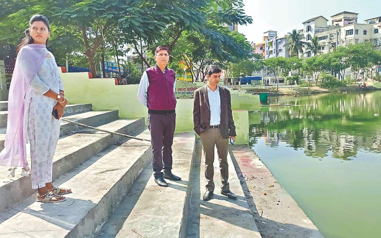 रांची नगर निगम प्रशासक ने घाटों को दुरुस्त करने का दिया निर्देश, 24 घंटे के अंदर शहर के जलाशयों की हो सफाई