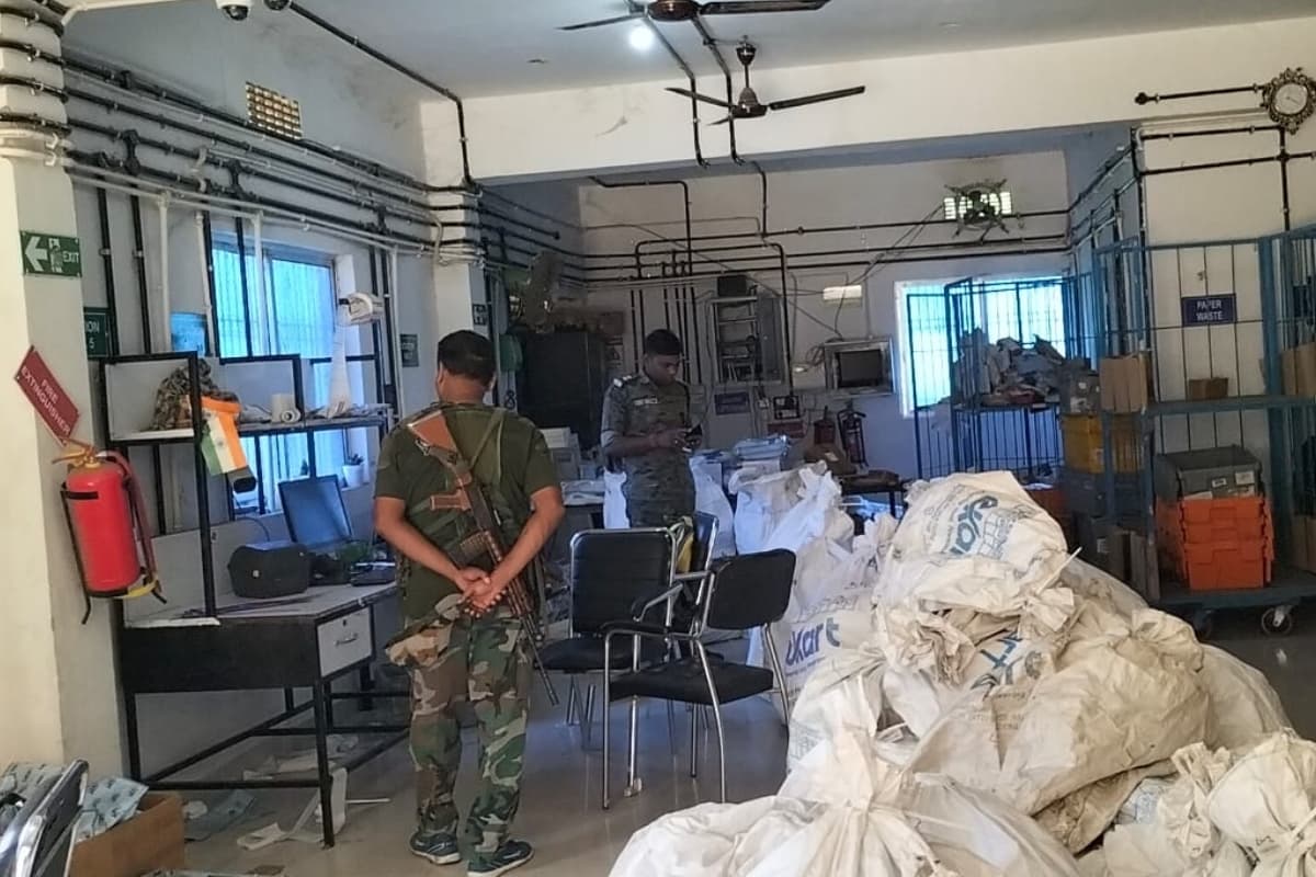 झारखंड : Flipkart ऑफिस में चोरी, नगदी समेत कई कीमती पार्सल पर चोरों ने किया हाथ साफ