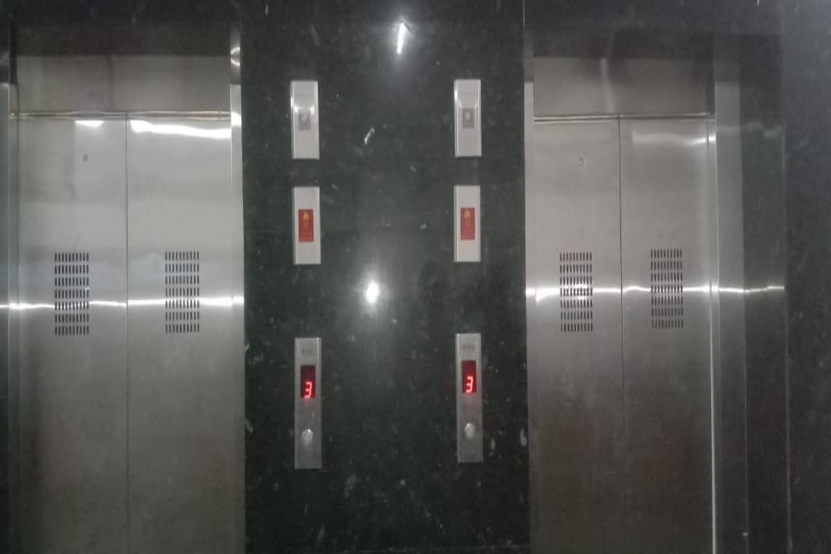झारखंड : दरवाजा खुलते ही लिफ्ट में गिरकर शख्स की मौत कैसे, हादसे पर रांची सिटी एसपी ने दिया बयान