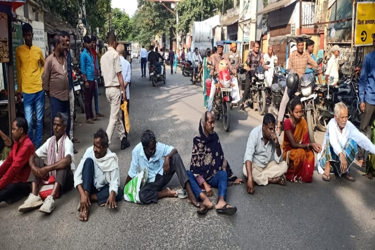 गिरिडीह में मरीजों की जान के साथ खिलवाड़, देखें क्या हुआ जब अस्पताल के कर्मियों ने डायलिसिस करने से किया इनकार