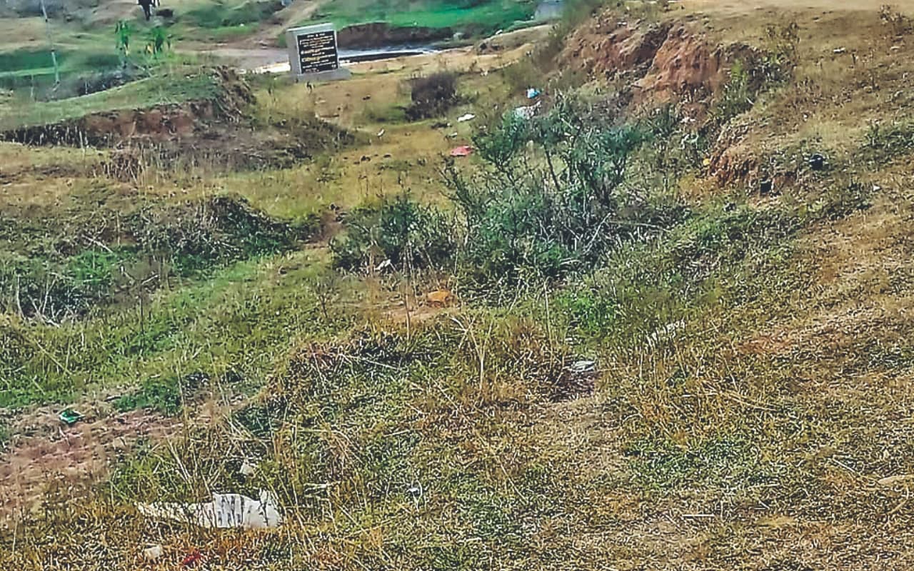 देवघर : शिलान्यास के दो माह बाद भी पुल का काम नहीं हुआ चालू,  विभाग ने दी कड़ी चेतावनी