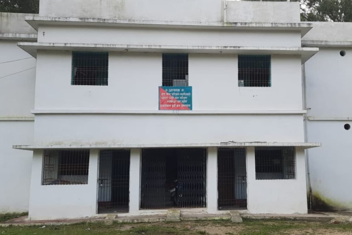 बोकारो : मैनपावर की कमी से जूझ रहा चतरोचटी वन बीट, 2 वनरक्षी के भरोसे हैं 45 जंगल, ग्रामीण भी परेशान