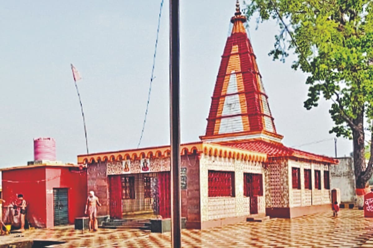 जामताड़ा का ऐसा मंदिर जहां दर्शन करने से होती हैं मनोकामनाएं पूर्ण, जानें मां काली की महिमा