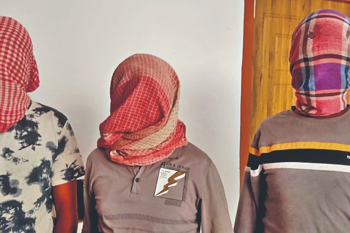 दुमका : हाशिम अंसारी की हत्या के आरोप में मसानजोर पुलिस ने तीन लोगों को गिरफ्तार कर भेजा जेल