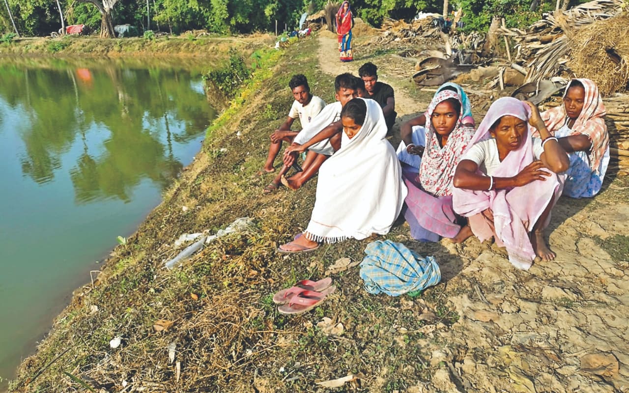 गोड्डा : तालाब में डूबने से अधेड़ की मौत, अभी तक नहीं मिला शव खोजबीन जारी