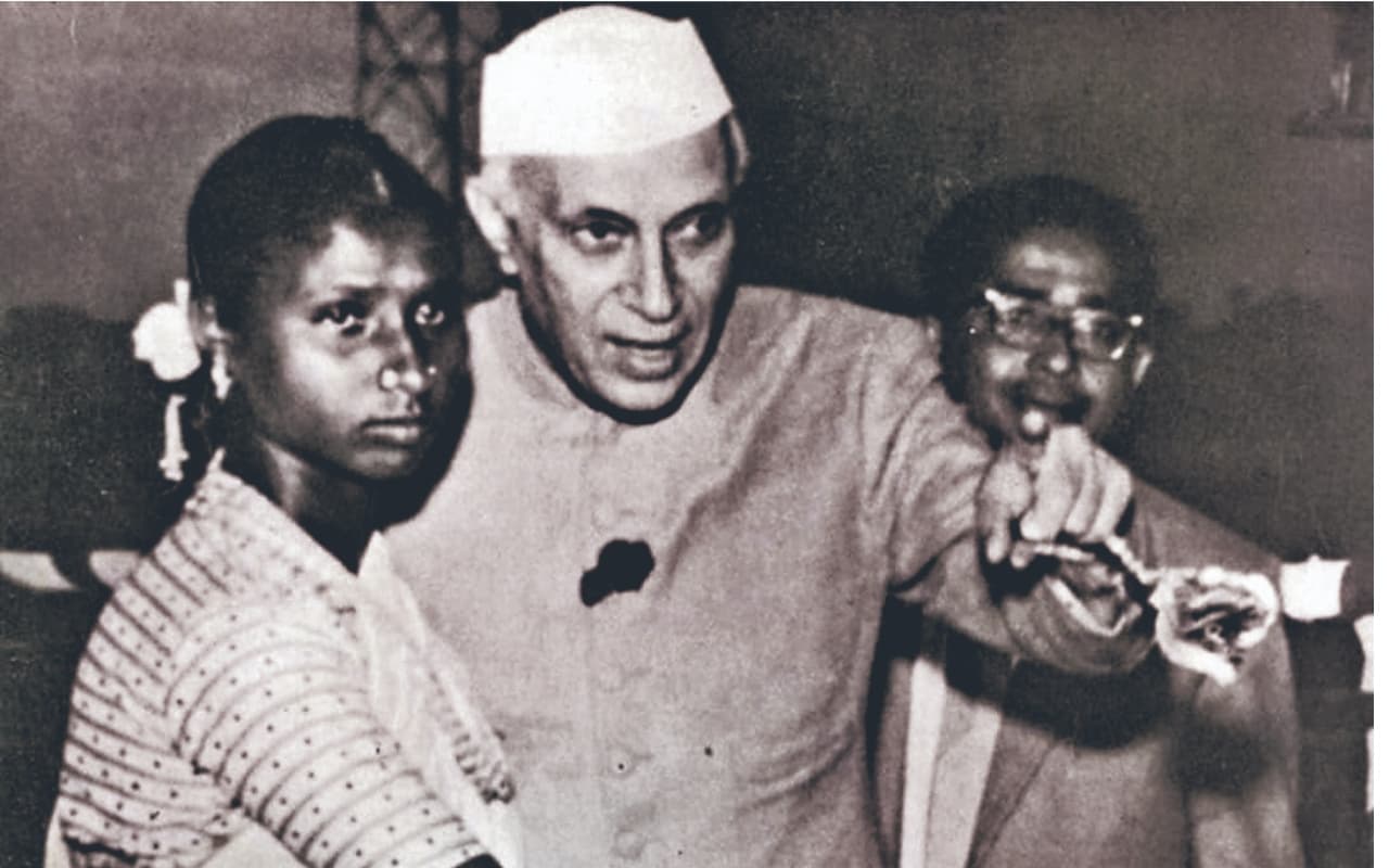 धनबाद : पंचेत में पं नेहरू को माला पहना मुसीबत झेलने वाली बुधनी मंझियाइन का निधन