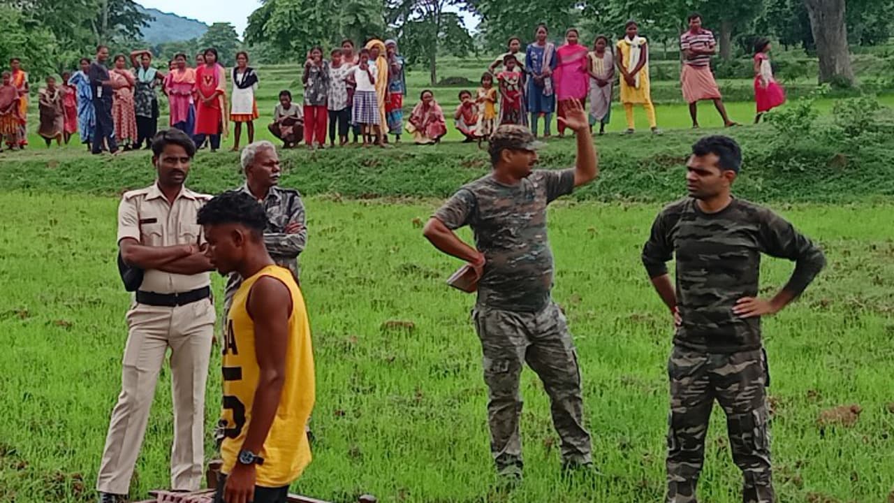 पश्चिमी सिंहभूम के झींकपानी में जबरन शादी कराने से दुखी पति-पत्नी ने की आत्महत्या, जांच में जुटी पुलिस