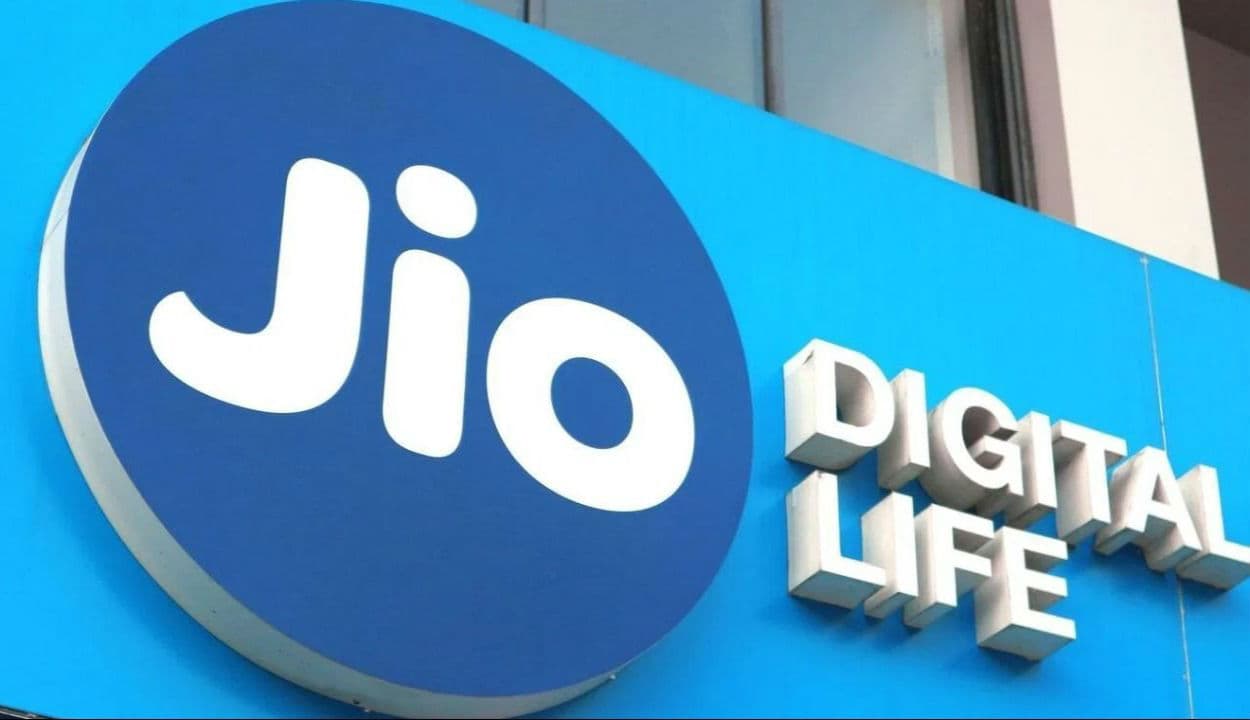 250 रुपये महीने के खर्च पर यह कंपनी दे रही 2.5GB डेली डेटा और अनलिमिटेड कॉलिंग