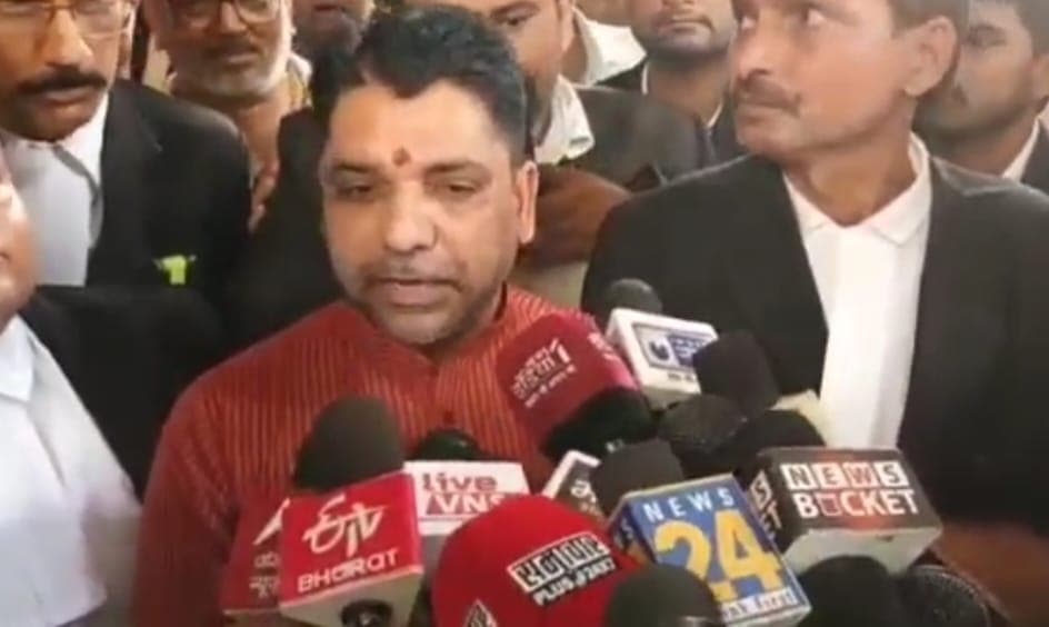 श्रृंगार गौरी-ज्ञानवापी केस में जितेंद्र सिंह बिसेन ने दी सफाई, वकील पर लगाया केस वापसी की अफवाह का आरोप