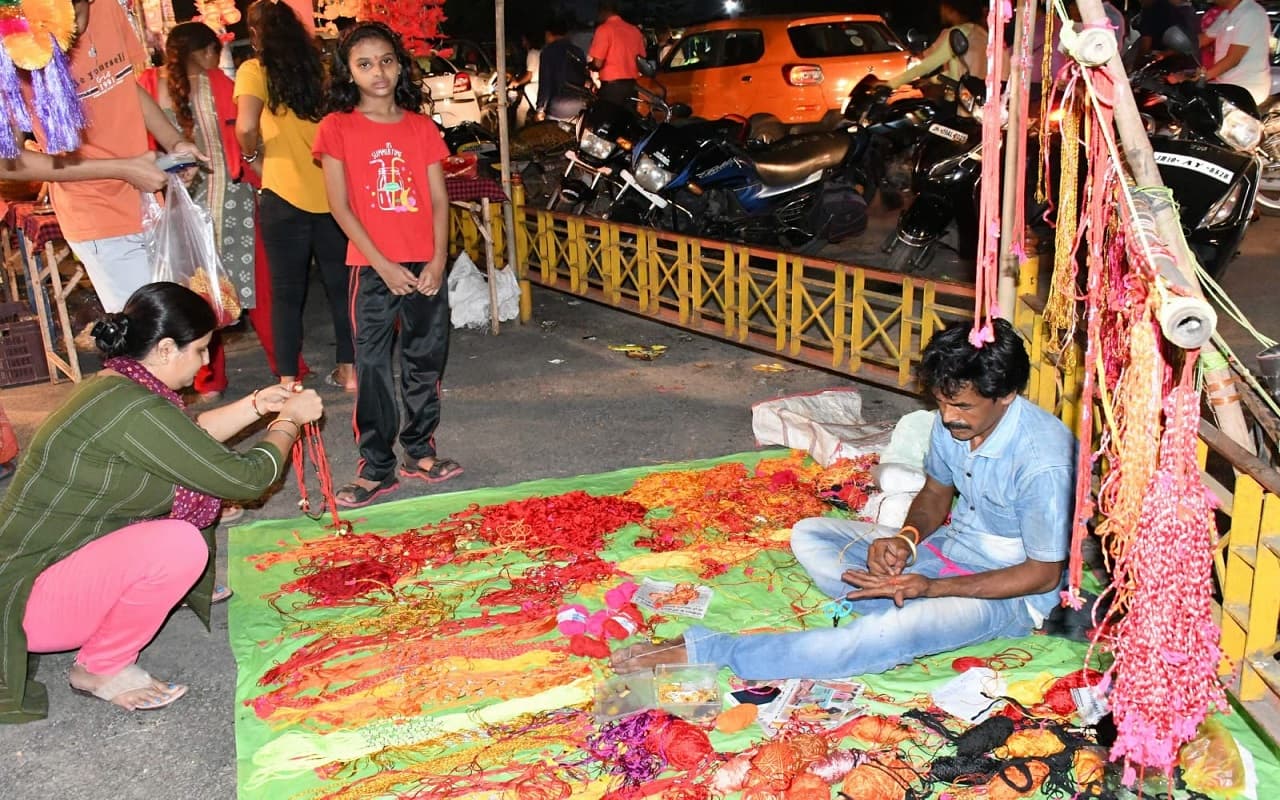 Jivitputrika Vrat 2022 : जिवितपुत्रिका व्रत 18 सितंबर को, 19 सितंबर को सूर्योदय के बाद पारण, सजी दुकानें