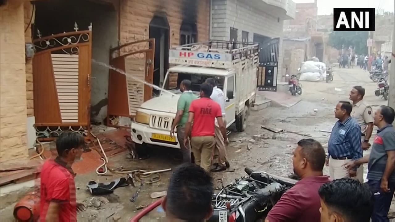 Rajasthan: राजस्थान के जोधपुर में सिलेंडर फटने से 4 की मौत और 16 झुलसे, सीएम गहलोत ने जताया दुख