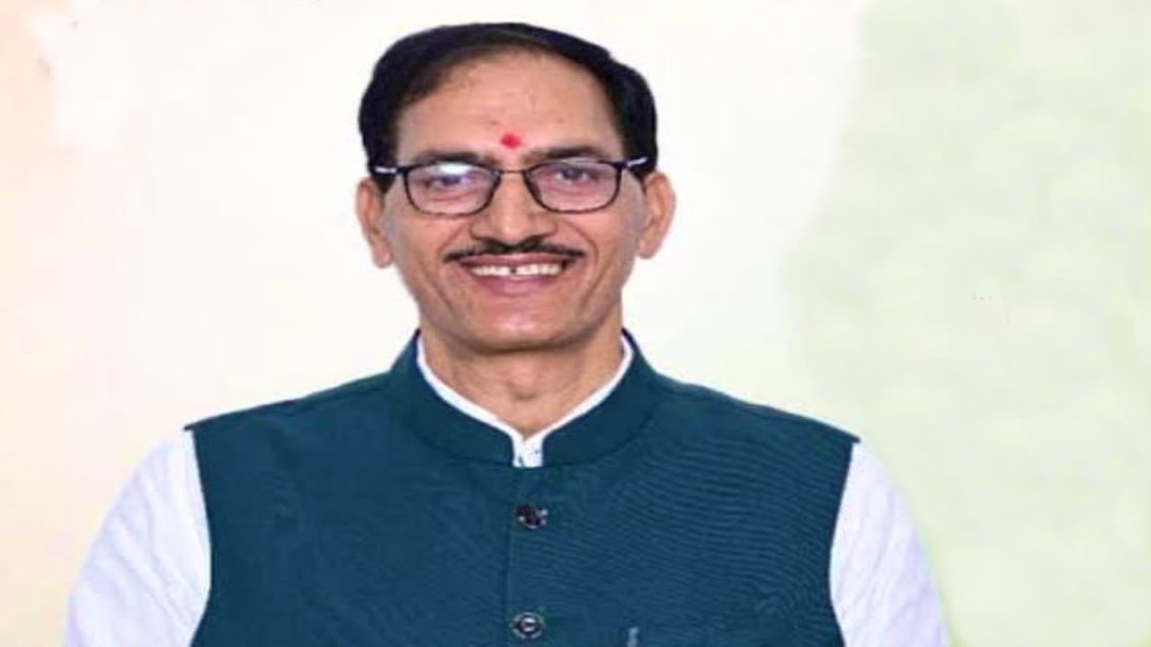 पंजाब में कांग्रेस के पूर्व विधायक जोगिंदर पाल सिंह गिरफ्तार, कांग्रेस ने लगाया बदले की कार्रवाई आरोप