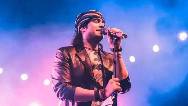 Jubin Nautiyal Kabira Out: कबीर दोहे गाकर सिंगर जुबिन नौटियाल ने फिर से लूटा दिल, यूट्यूब पर नंबर 1 पर ट्रेंड कर रहा है गाना