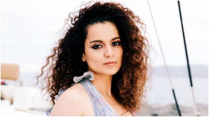 Kangana Ranaut ने अर्नब लीक चैट मामले में कही ये बात, ऋतिक रोशन को . . .