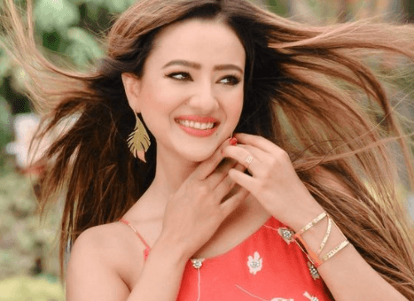 Anupama की 'काव्या' ब्वॉयफ्रेंड से कर रही थी बात, तभी अचानक आ गई उनकी मां, सोशल मीडिया पर वायरल हो रहा ये VIDEO